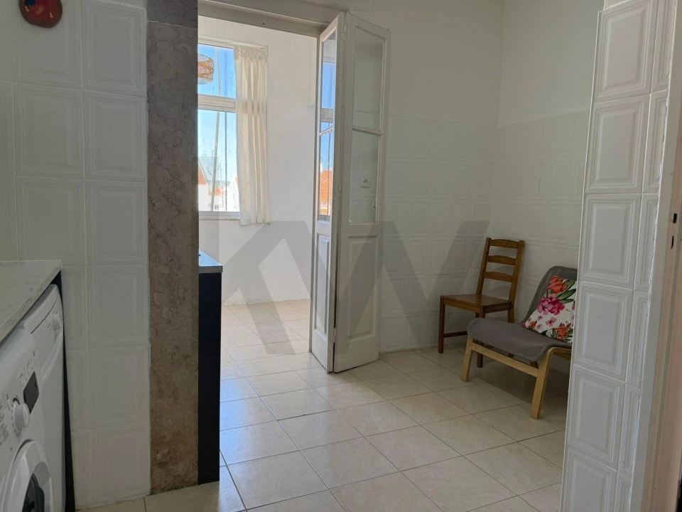 Apartamento T5 para Arrendamento em Campo de Ourique Foto 14