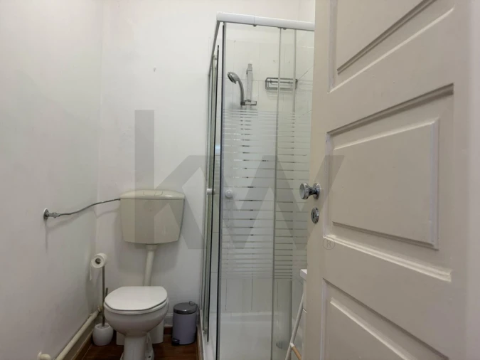 Apartamento T5 para Arrendamento em Campo de Ourique Foto 15