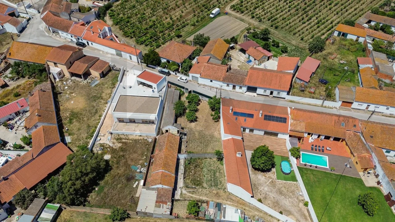 Moradia T2 para Venda em Manique do Intendente, Vila Nova de São Pedro e Maçussa Foto 21