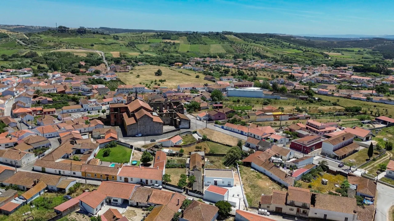 Moradia T2 para Venda em Manique do Intendente, Vila Nova de São Pedro e Maçussa Foto 10