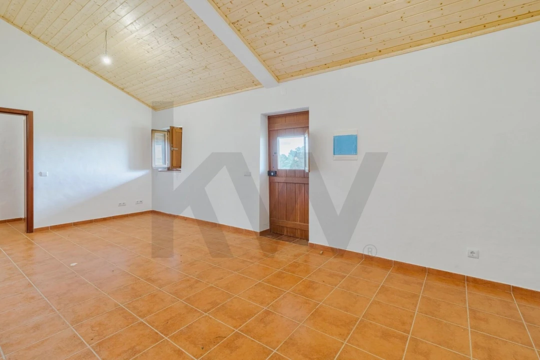 Moradia T3 para Arrendamento em Luzianes-Gare Foto 2