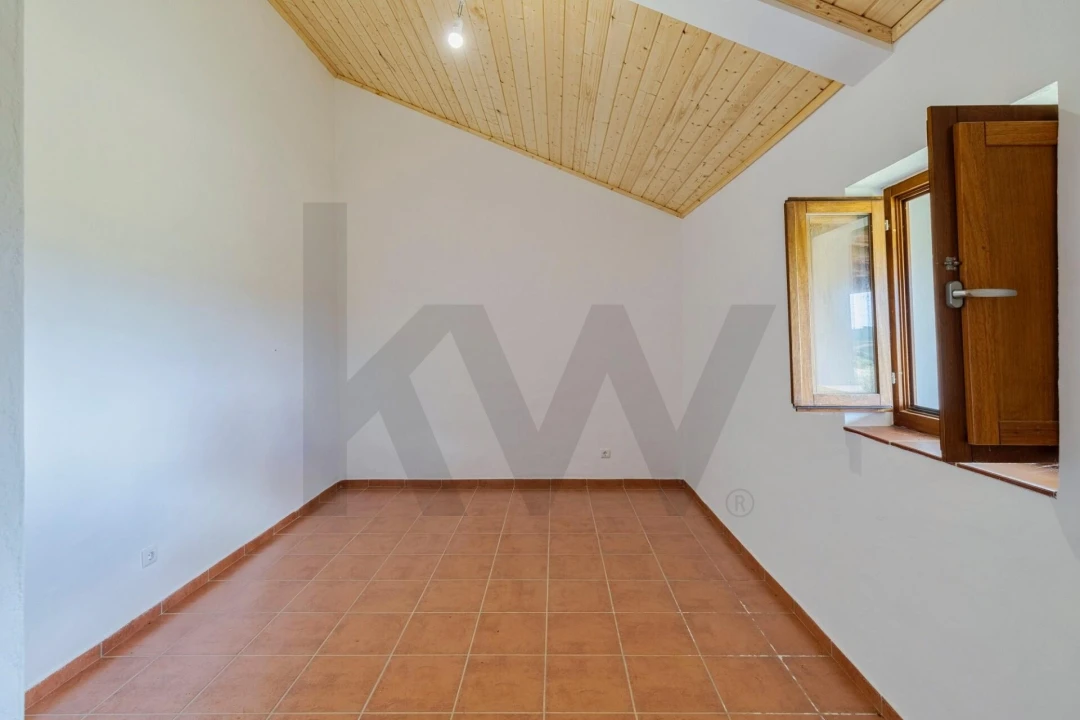 Moradia T3 para Arrendamento em Luzianes-Gare Foto 25