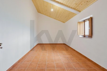 Moradia T3 para Arrendamento em Luzianes-Gare