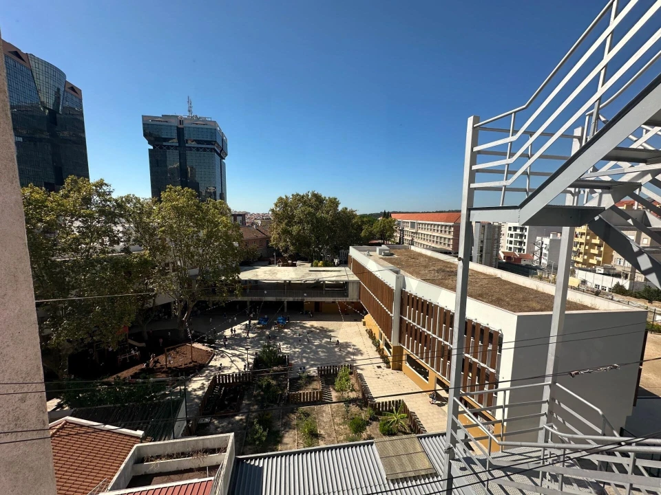 Apartamento T5 para Venda em Campolide Foto 24