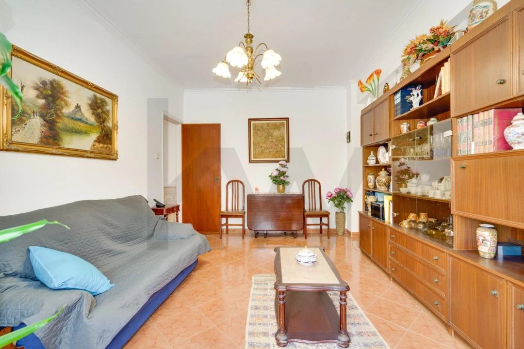 Apartamento T3 para Venda em Alfragide Foto 8