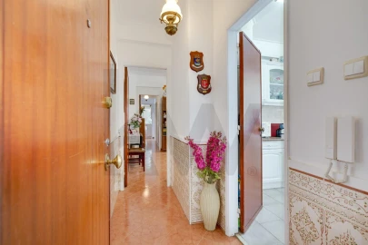 Apartamento T3 para Venda em Alfragide