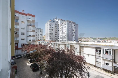 Apartamento T3 para Venda em Alfragide