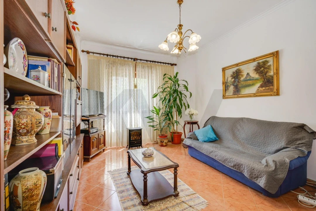 Apartamento T3 para Venda em Alfragide Foto 7