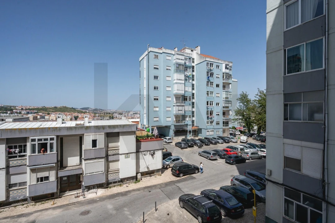 Apartamento T3 para Venda em Alfragide Foto 20