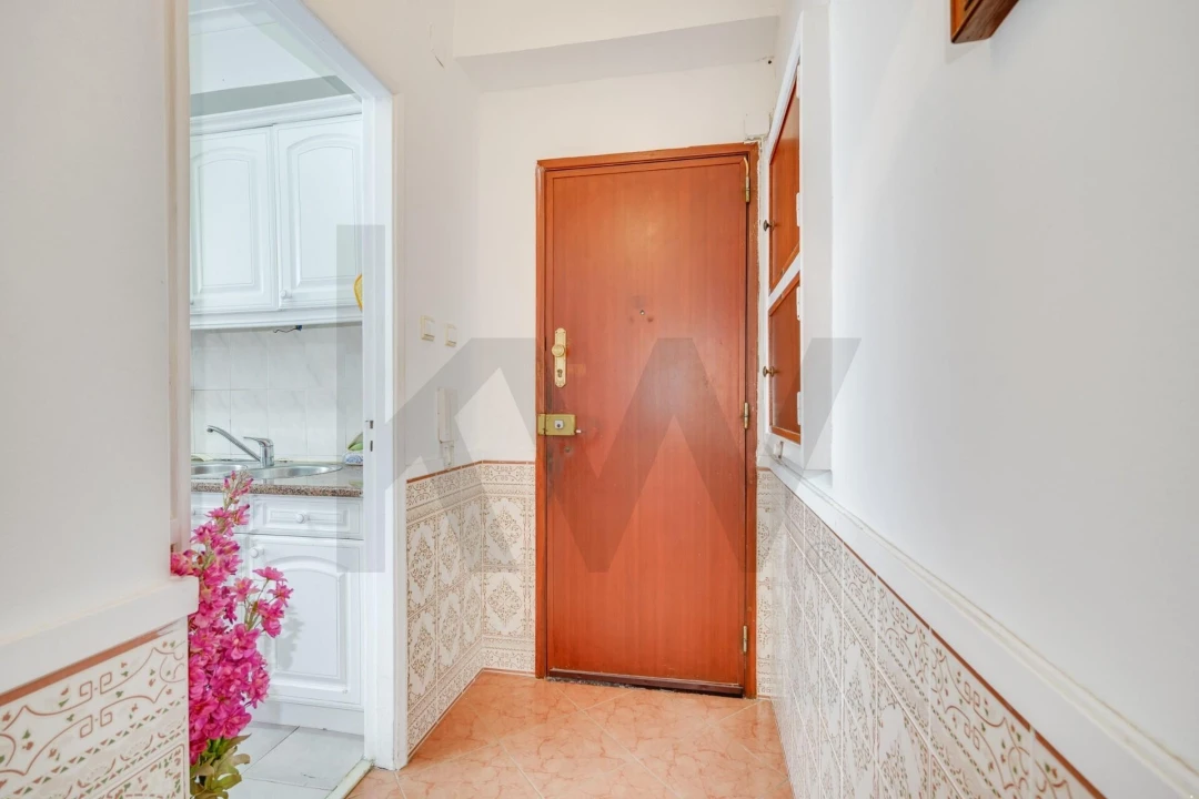 Apartamento T3 para Venda em Alfragide Foto 1