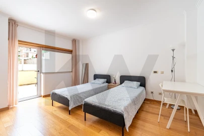Apartamento T4 para Arrendamento em Parque das Nações