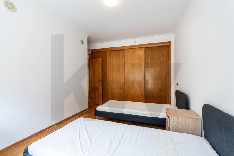 Apartamento T4 para Arrendamento em Parque das Nações Foto 5