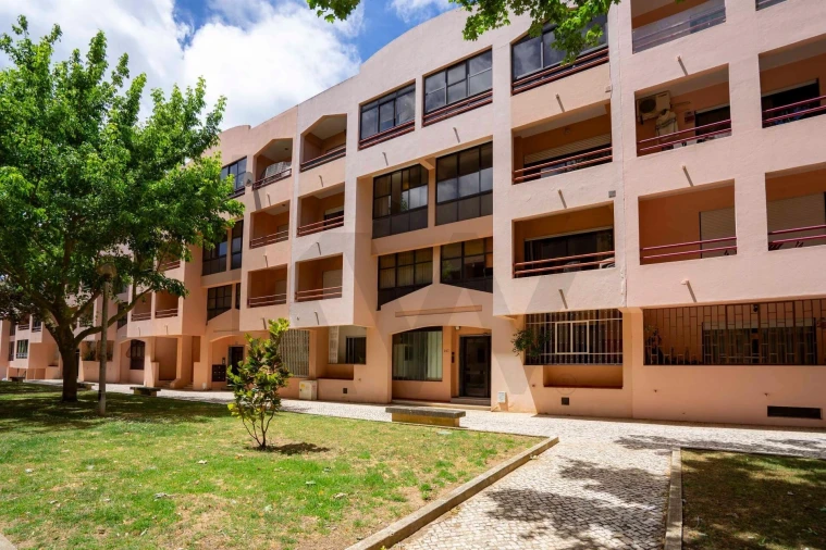 Apartamento T3 para Venda em Cascais e Estoril Foto 40