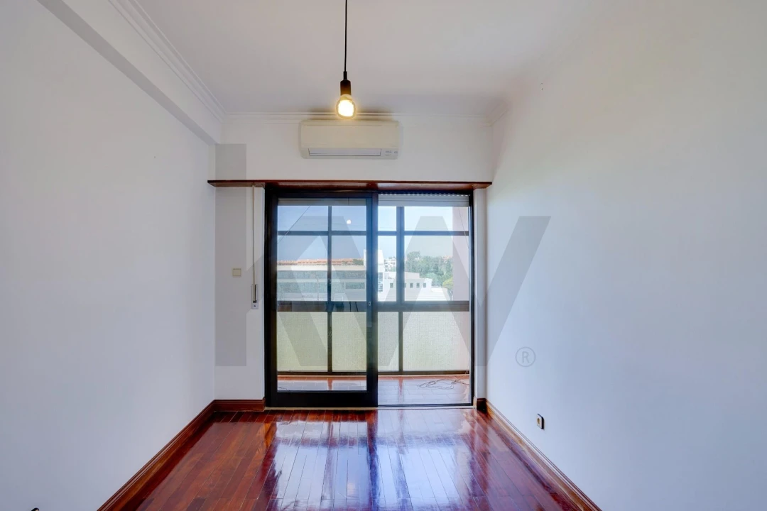 Apartamento T3 para Venda em Cascais e Estoril Foto 13