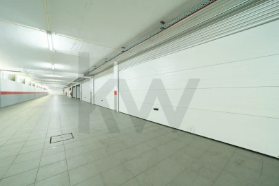 Apartamento T4 para Venda em Porto Salvo