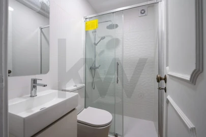 Apartamento T3 para Arrendamento em Faro (Sé e São Pedro)