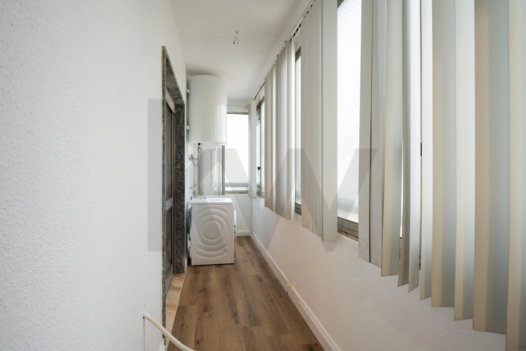 Apartamento T3 para Arrendamento em Faro (Sé e São Pedro) Foto 18