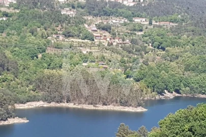 Terreno para Venda em Valdosende