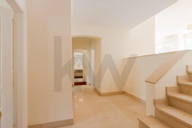 Apartamento T3 para Arrendamento em Cascais e Estoril Foto 2