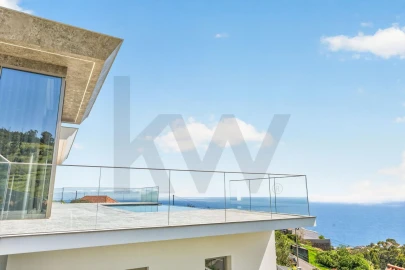 Moradia T4 para Venda em Estreito da Calheta