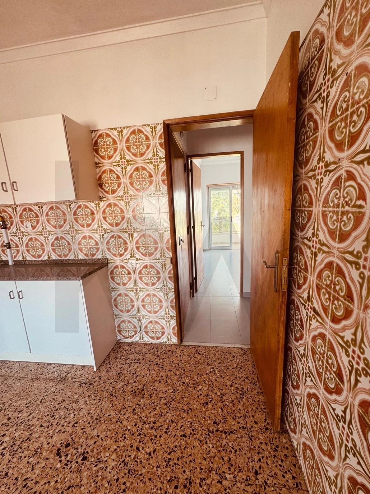 Prédio para Venda em São Domingos de Rana Foto 15
