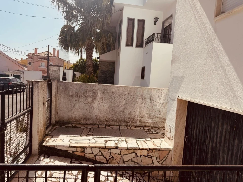 Prédio para Venda em São Domingos de Rana Foto 3