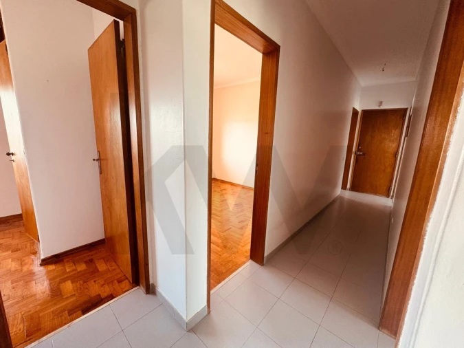 Prédio para Venda em São Domingos de Rana Foto 23