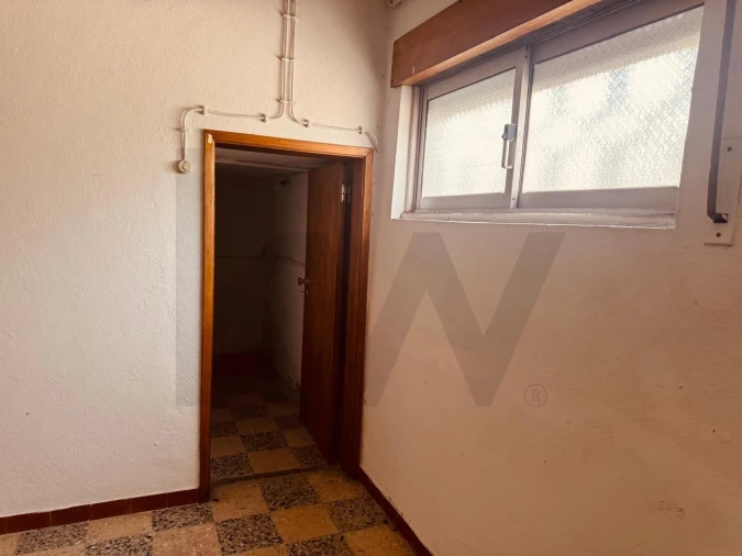 Prédio para Venda em São Domingos de Rana Foto 46