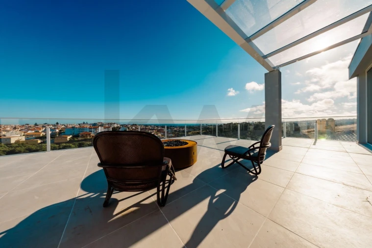 Moradia T4 para Venda em São Domingos de Rana Foto 44