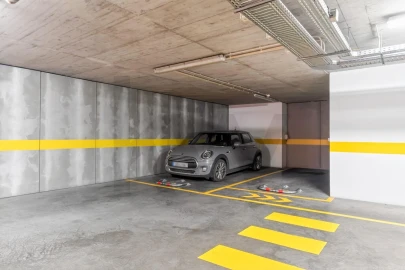 Apartamento T4 para Venda em Santa Maria Maior