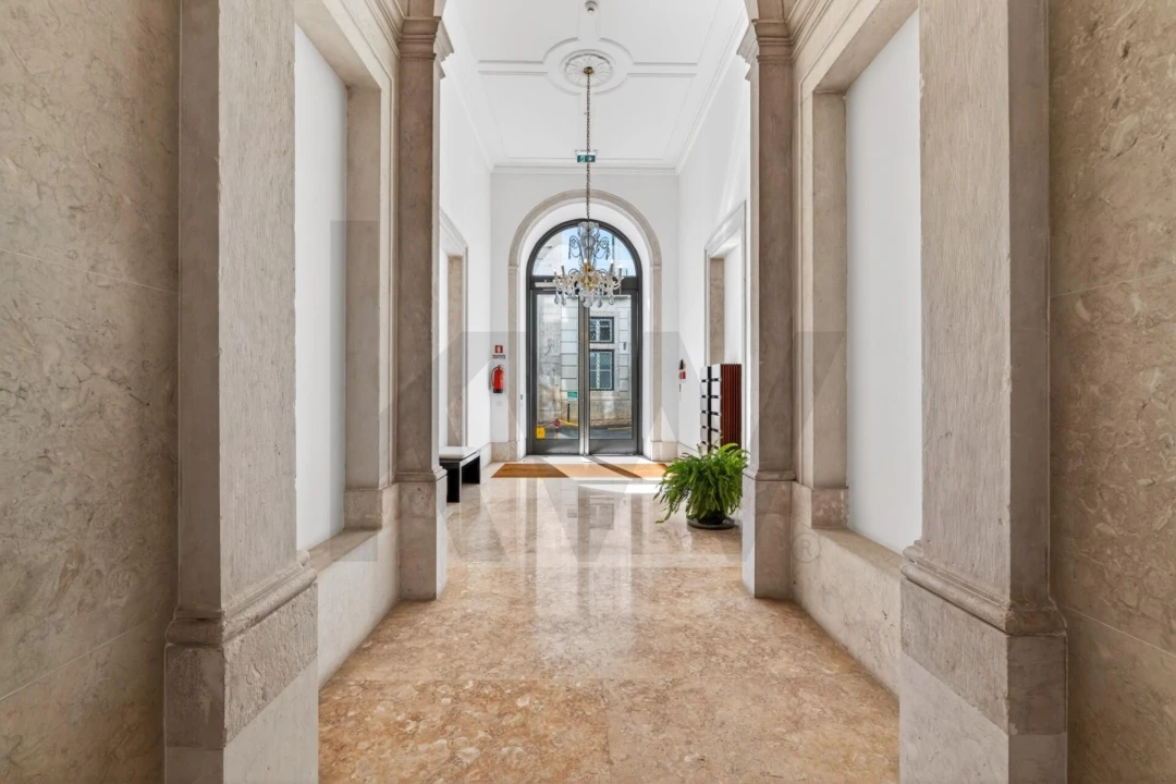 Apartamento T4 para Venda em Santa Maria Maior Foto 2