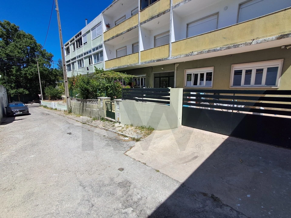 Apartamento T3 para Arrendamento em Caparica e Trafaria Foto 16