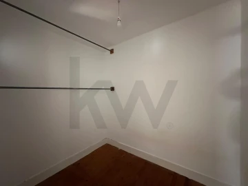 Apartamento T4 para Venda em Campolide