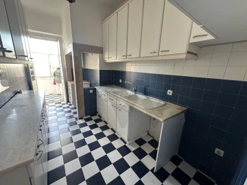 Apartamento T4 para Venda em Campolide