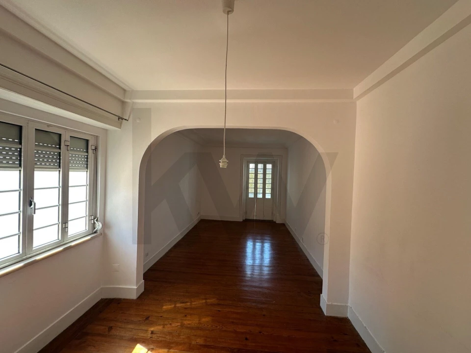 Apartamento T4 para Venda em Campolide Foto 9