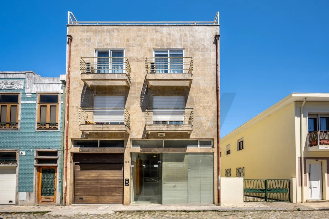 Apartamento T2 para Venda em Ramalde Foto 19