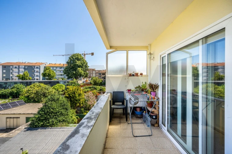 Apartamento T2 para Venda em Ramalde Foto 27
