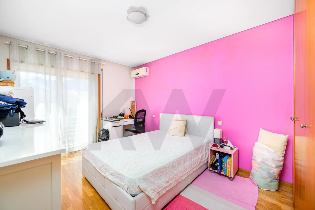 Apartamento T2 para Venda em Ramalde Foto 8