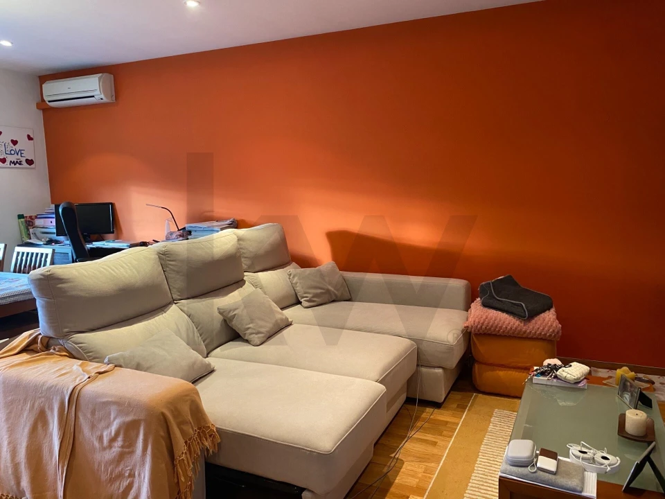 Apartamento T2 para Venda em Ramalde Foto 1