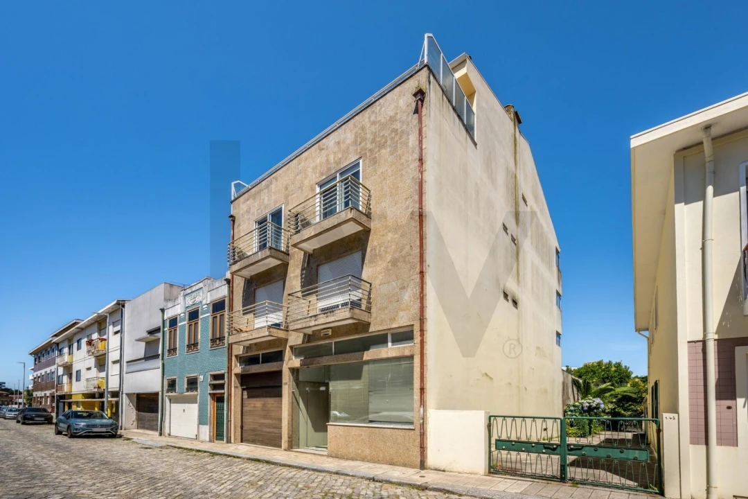 Apartamento T2 para Venda em Ramalde Foto 20