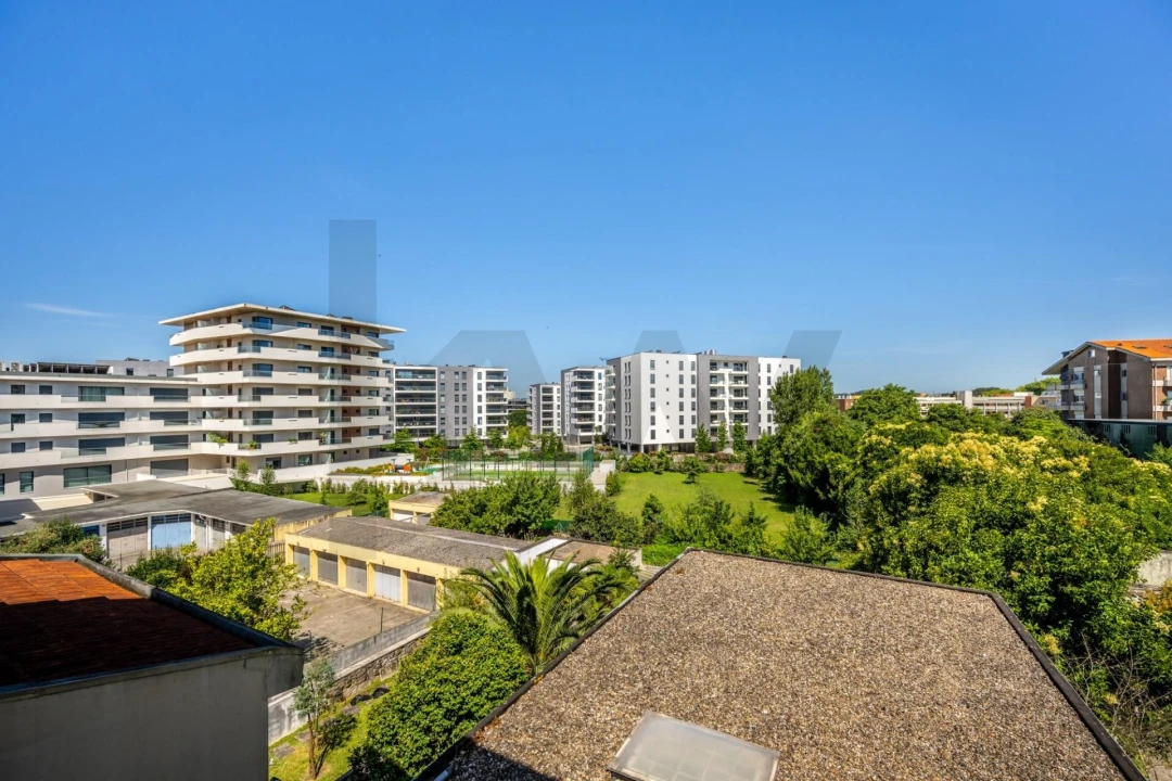 Apartamento T2 para Venda em Ramalde Foto 17