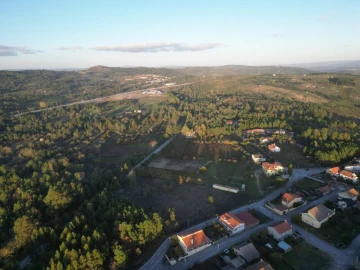 Terreno para Venda em Tavares (Chãs, Várzea e Travanca)
