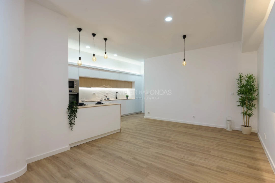 Apartamento T1 para Venda em Algueirão-Mem Martins Foto 2