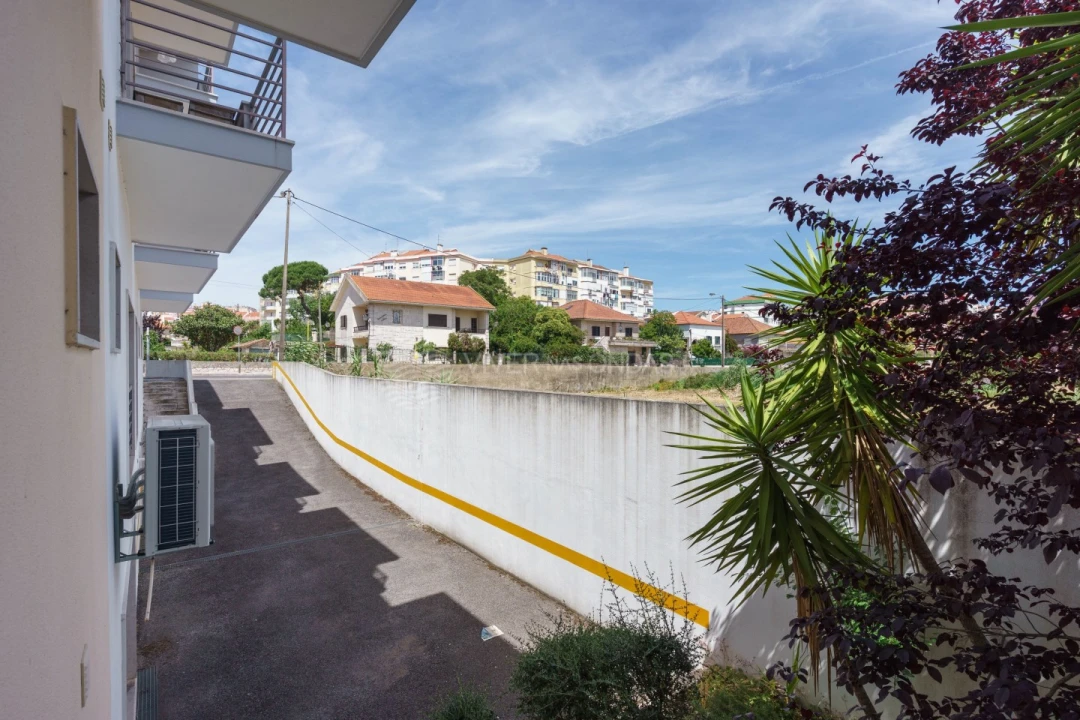 Apartamento T1 para Venda em Algueirão-Mem Martins Foto 37