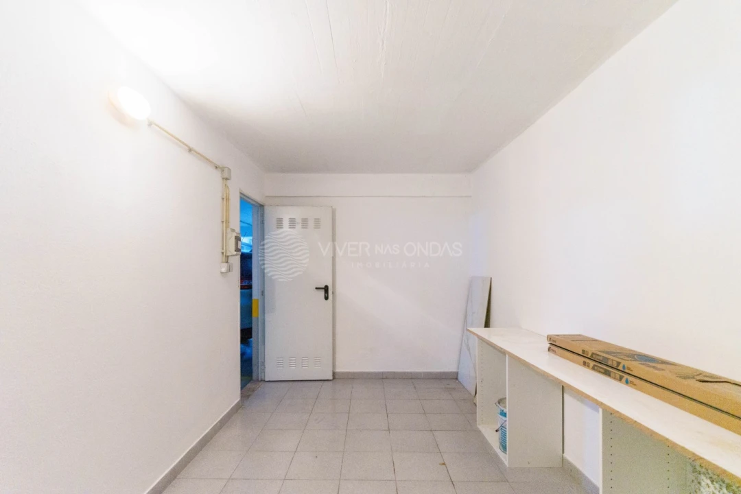 Apartamento T1 para Venda em Algueirão-Mem Martins Foto 32