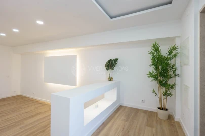 Apartamento T1 para Venda em Algueirão-Mem Martins