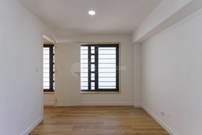 Apartamento T1 para Venda em Algueirão-Mem Martins
