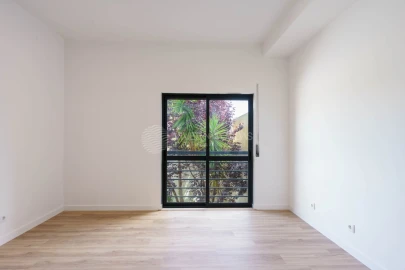 Apartamento T1 para Venda em Algueirão-Mem Martins