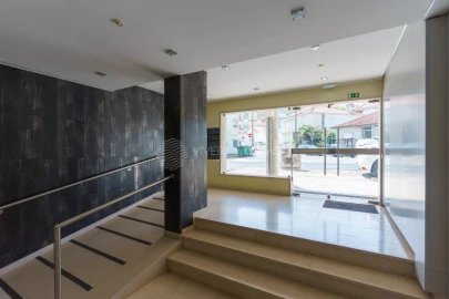 Apartamento T1 para Venda em Algueirão-Mem Martins