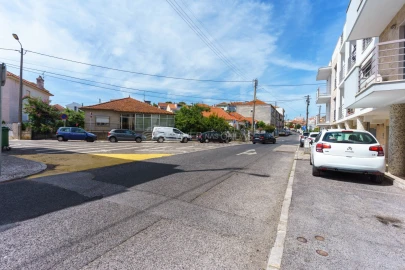 Apartamento T1 para Venda em Algueirão-Mem Martins